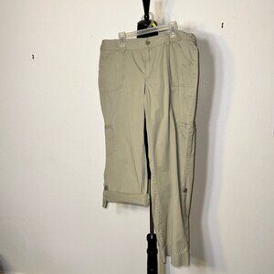 Dockers Favorite Fit Khaki Cargo Convertible to Crop Pants - Size 14
